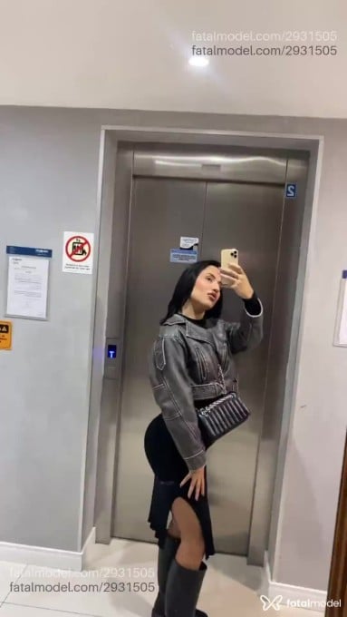 Acompanhante mulher trans morena (o) de olhos castanhos em Santa Maria - Penélope