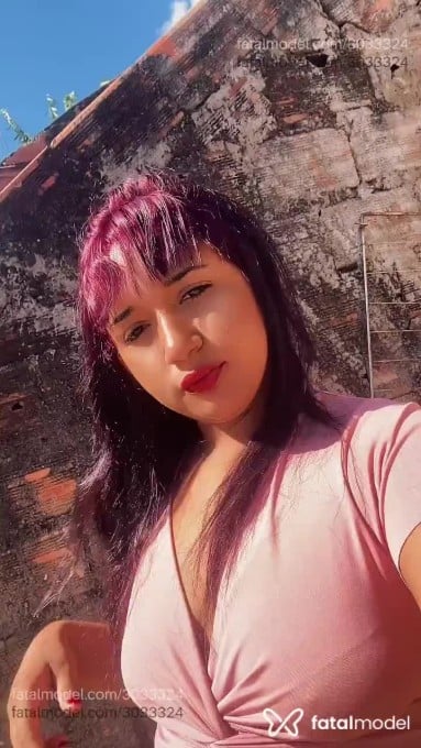Acompanhante mulher morena (o) de olhos pretos - Sheilla Acompanhante mulher morena (o) de olhos pretos - Sheilla
