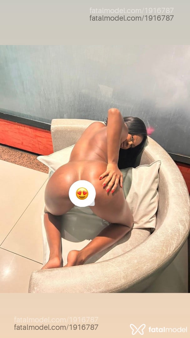 Acompanhante mulher morena (o) de olhos pretos em Chapecó - Carol