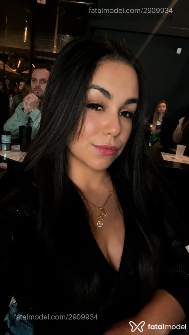 Acompanhante mulher morena (o) de olhos castanhos em Cruz Alta - Viviane