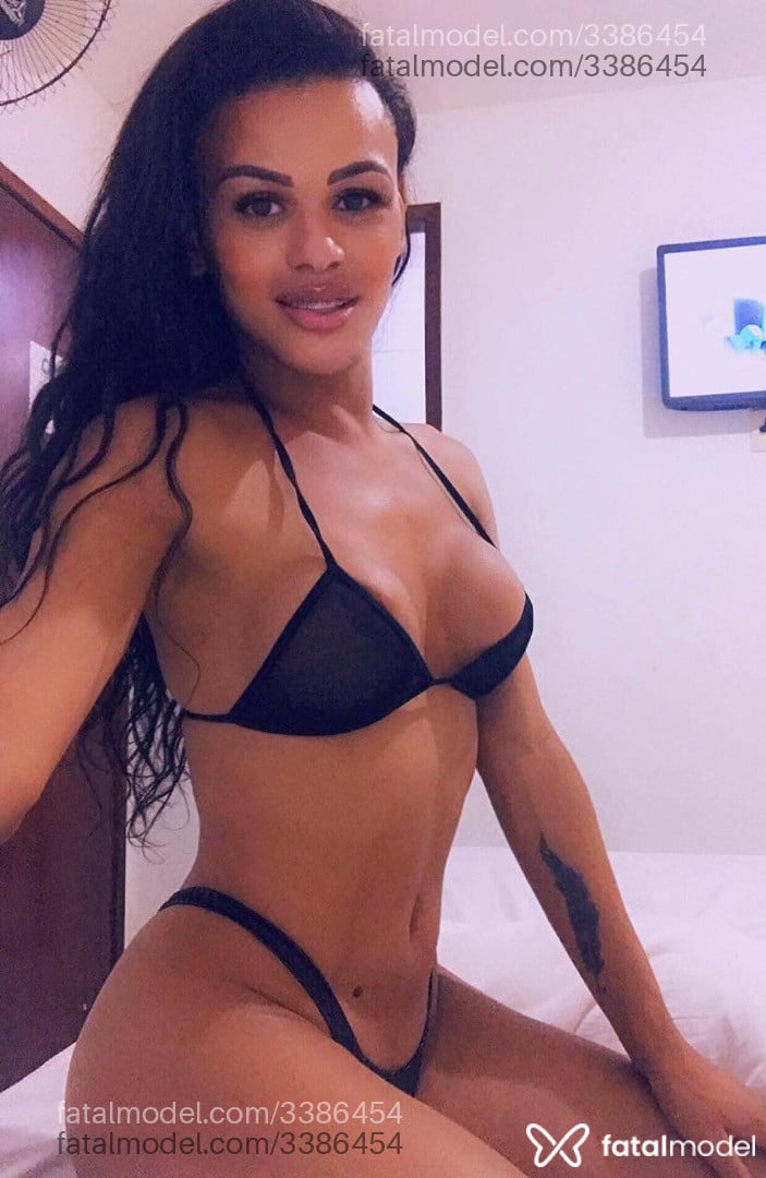 Acompanhante mulher trans morena (o) de olhos castanhos em Salvador - Sttefanytransex