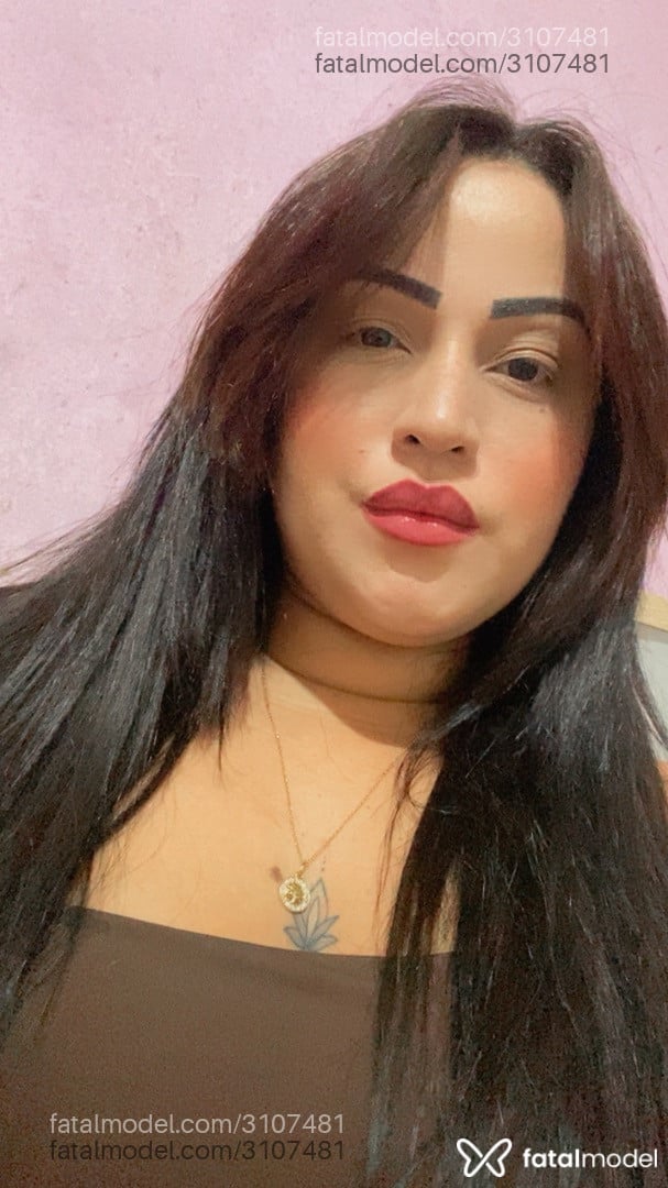 Acompanhante mulher com cabelo castanho de olhos pretos em Floriano Acompanhante mulher com cabelo castanho de olhos pretos em Floriano - Sol