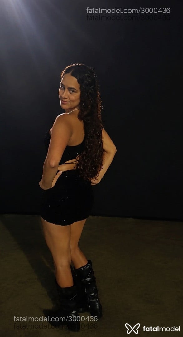 Acompanhante mulher morena (o) de olhos castanhos em Esperança - Natália Pimentta