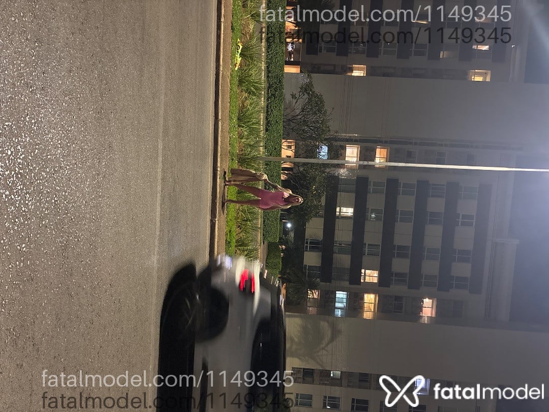 Acompanhante travesti loira (o) de olhos mel em Brasília - Renata Alves