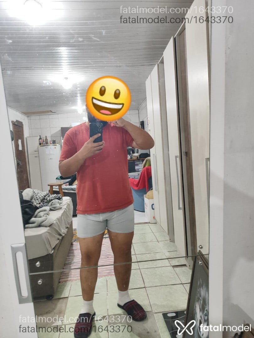 Acompanhante homem morena (o) de olhos castanhos em Virtual - Bruno