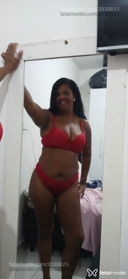 Acompanhante mulher morena (o) de olhos castanhos em João Pessoa - Morena Flor