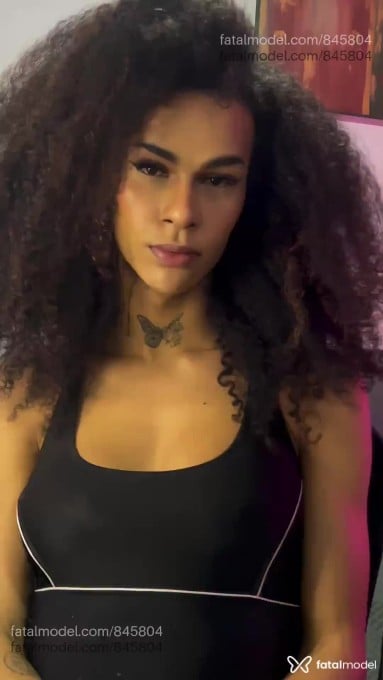 Acompanhante travesti morena (o) de olhos castanhos - Viihleoa Acompanhante travesti morena (o) de olhos castanhos - Viihleoa