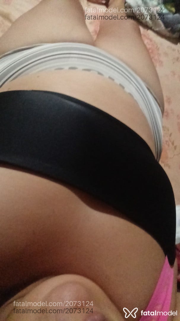 Acompanhante mulher com cabelo castanho de olhos castanhos em Jataí Acompanhante mulher com cabelo castanho de olhos castanhos em Jataí - Maginifica