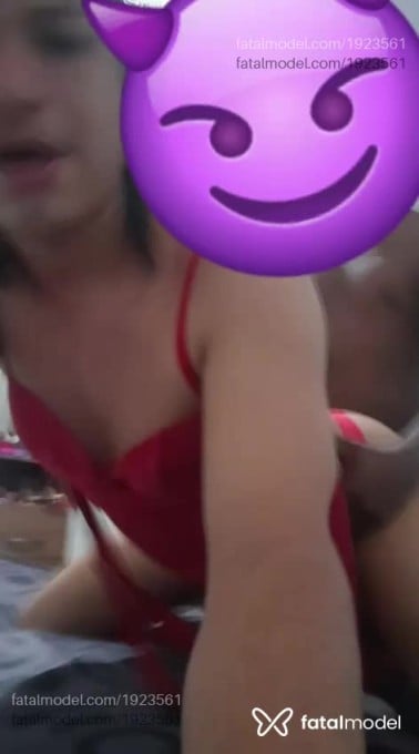 Acompanhante mulher trans morena (o) de olhos castanhos em Imperatriz Acompanhante mulher trans morena (o) de olhos castanhos em Imperatriz - Roberta
