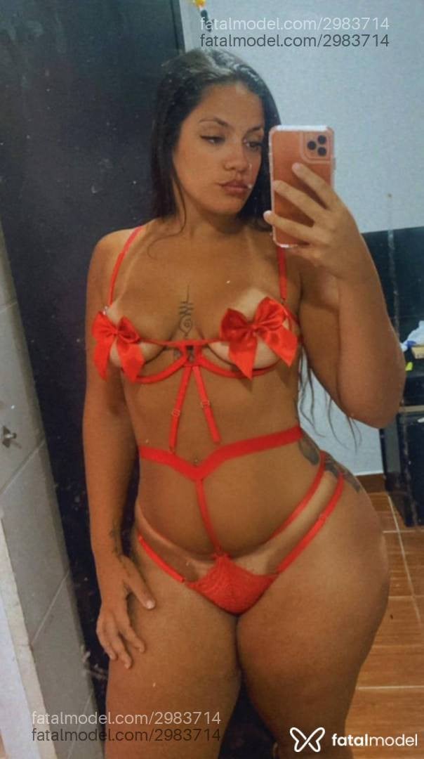 Acompanhante mulher morena (o) de olhos castanhos - Cléo Acompanhante mulher morena (o) de olhos castanhos - Cléo