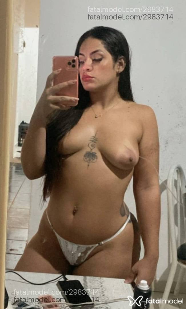 Acompanhante mulher morena (o) de olhos castanhos em Ubatuba - Cléo