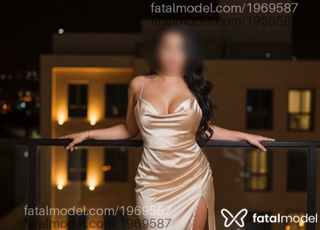 Acompanhante mulher morena (o) de olhos castanhos - DudaLobatto