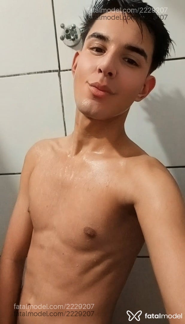 Acompanhante homem com cabelo castanho de olhos castanhos em Ponta Grossa - Eduardo Ferreira