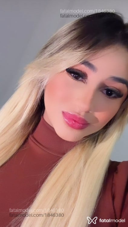 Acompanhante mulher loira (o) de olhos castanhos em São Luís - Júlia Garcia