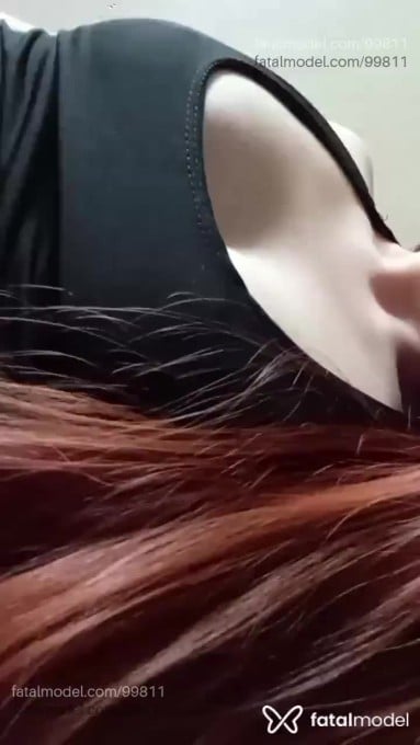 Acompanhante mulher ruiva (o) de olhos verdes - Ariel Acompanhante mulher ruiva (o) de olhos verdes - Ariel