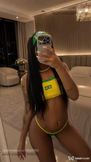 Acompanhante mulher morena (o) de olhos castanhos em Belo Horizonte Acompanhante mulher morena (o) de olhos castanhos em Belo Horizonte - Beatriz maya