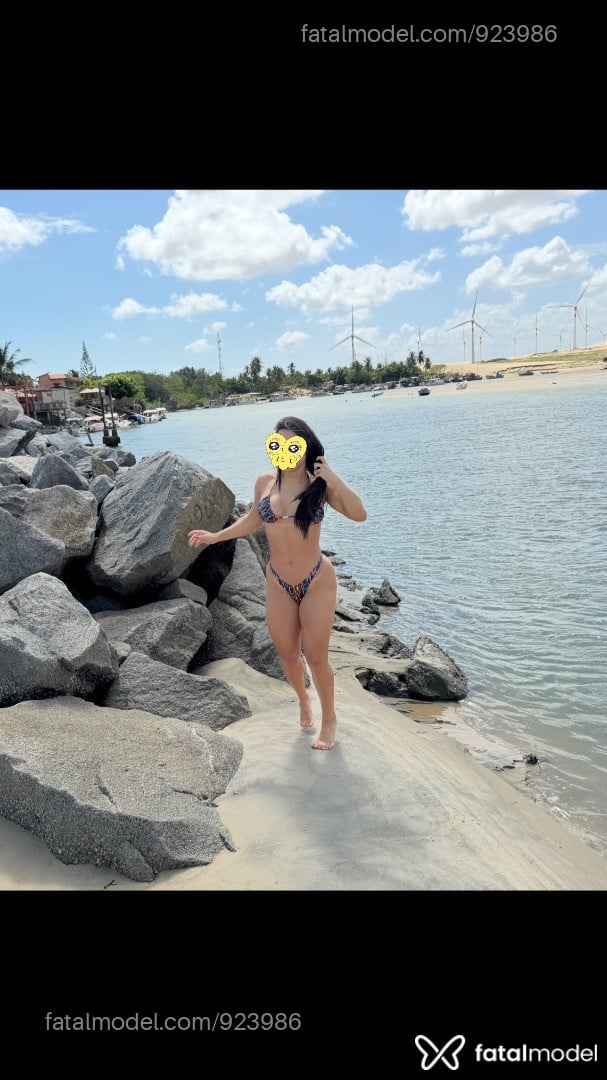 Acompanhante mulher morena (o) de olhos pretos - Manoelle Alencar Acompanhante mulher morena (o) de olhos pretos - Manoelle Alencar