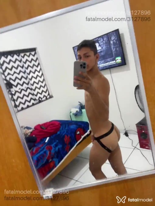 Acompanhante homem morena (o) de olhos pretos em Rondonópolis Acompanhante homem morena (o) de olhos pretos em Rondonópolis - Gustavo