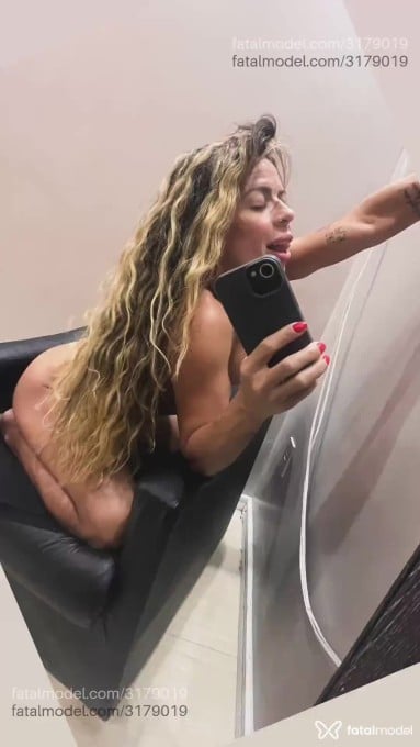 Acompanhante mulher loira (o) de olhos mel em São Paulo - Nicky