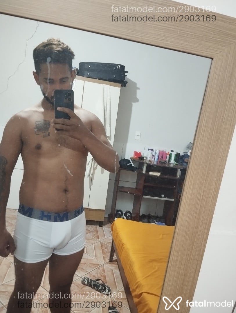 Acompanhante homem com cabelo castanho de olhos pretos em Anápolis - Kaio Silva