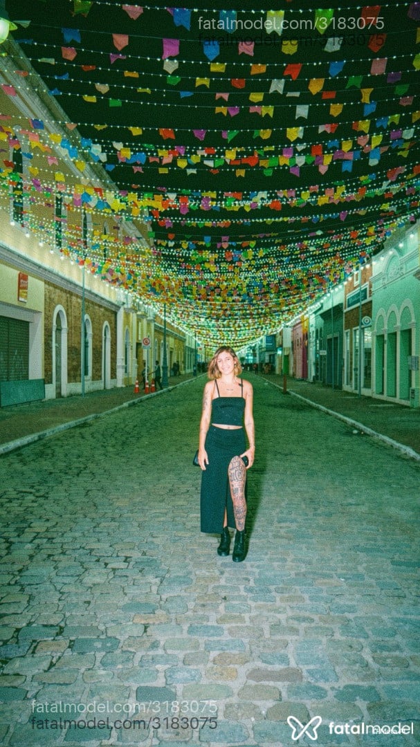 Acompanhante mulher loira (o) de olhos castanhos em Maceió - Wanessa