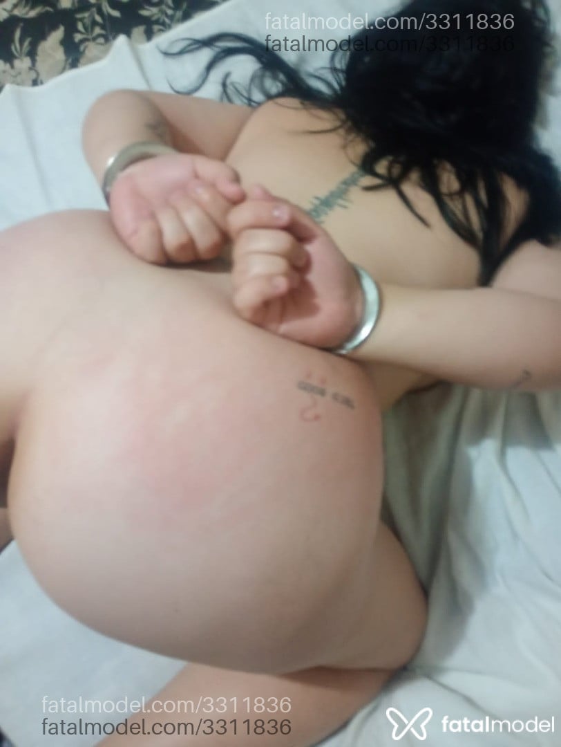 Acompanhante mulher com cabelo castanho de olhos castanhos em Rio Grande - Carolzinha