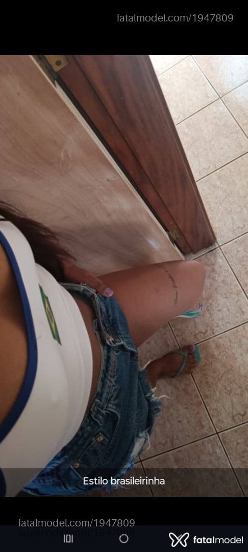 Acompanhante mulher com cabelo castanho de olhos castanhos em Artur Nogueira - Bruninhaasurfis