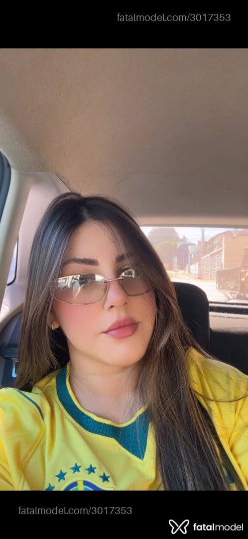 Acompanhante mulher com cabelo castanho de olhos castanhos em Ribeirão Preto - Gaby