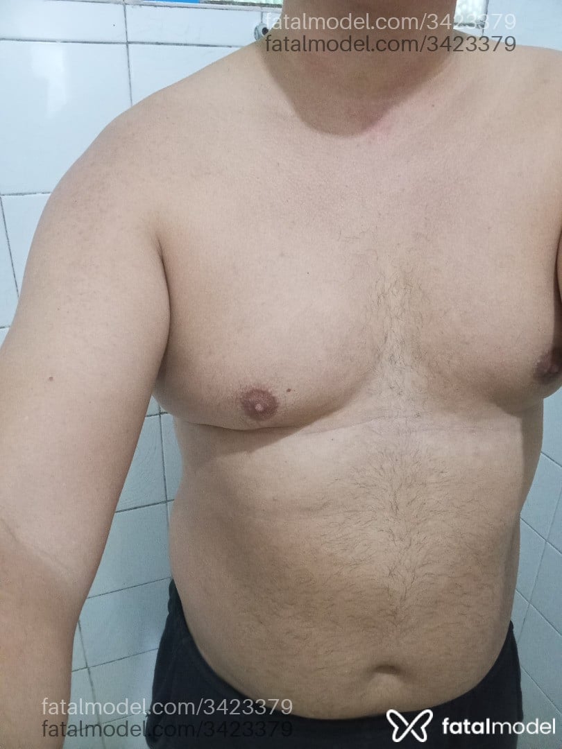 Acompanhante homem com cabelo castanho de olhos castanhos em Jaguarão - Anthony