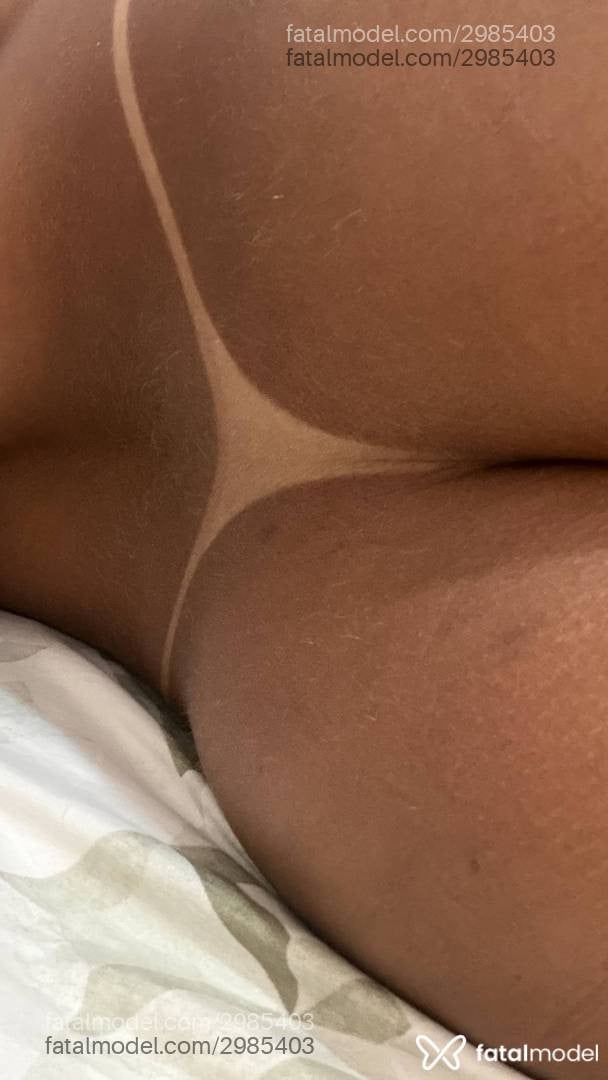 Acompanhante mulher morena (o) de olhos castanhos - Sofia