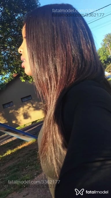 Acompanhante mulher com cabelo castanho de olhos castanhos em Bauru - Laura