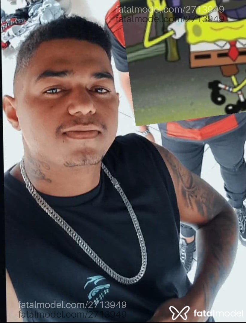 Acompanhante homem morena (o) de olhos castanhos em Aparecida de Goiânia - Souza