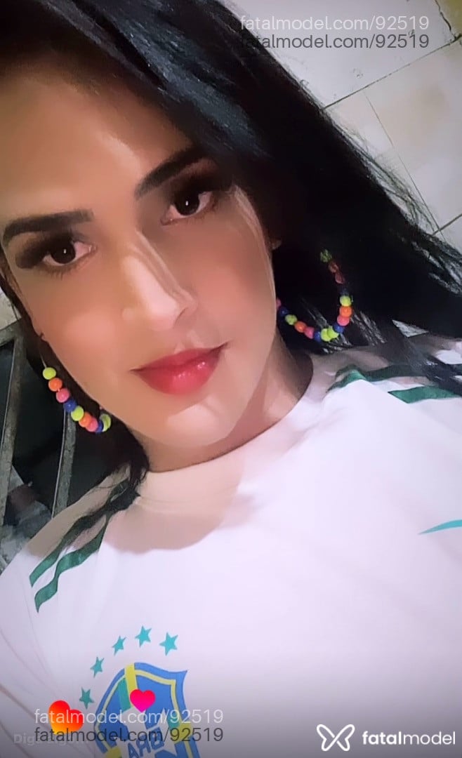Acompanhante mulher trans morena (o) de olhos pretos em Juazeiro do Norte - Flávia
