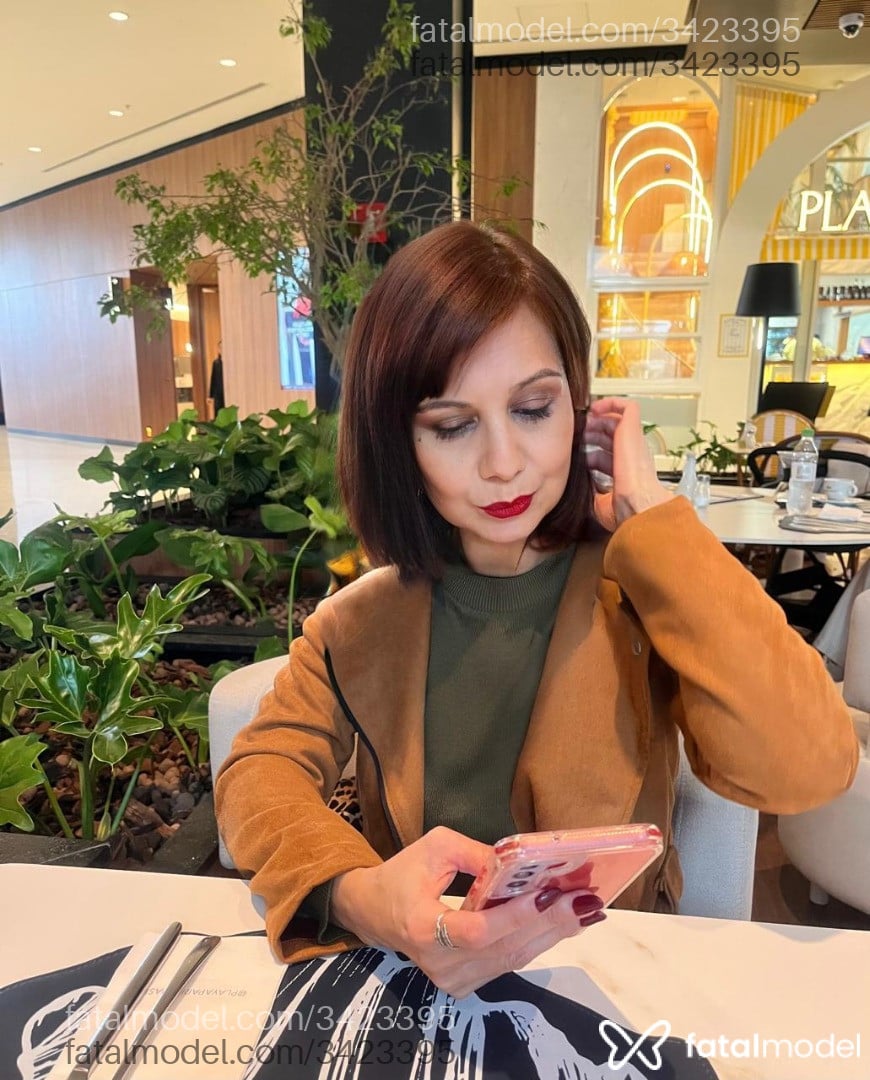 Acompanhante mulher morena (o) de olhos castanhos em Porto Alegre - Alice Solis