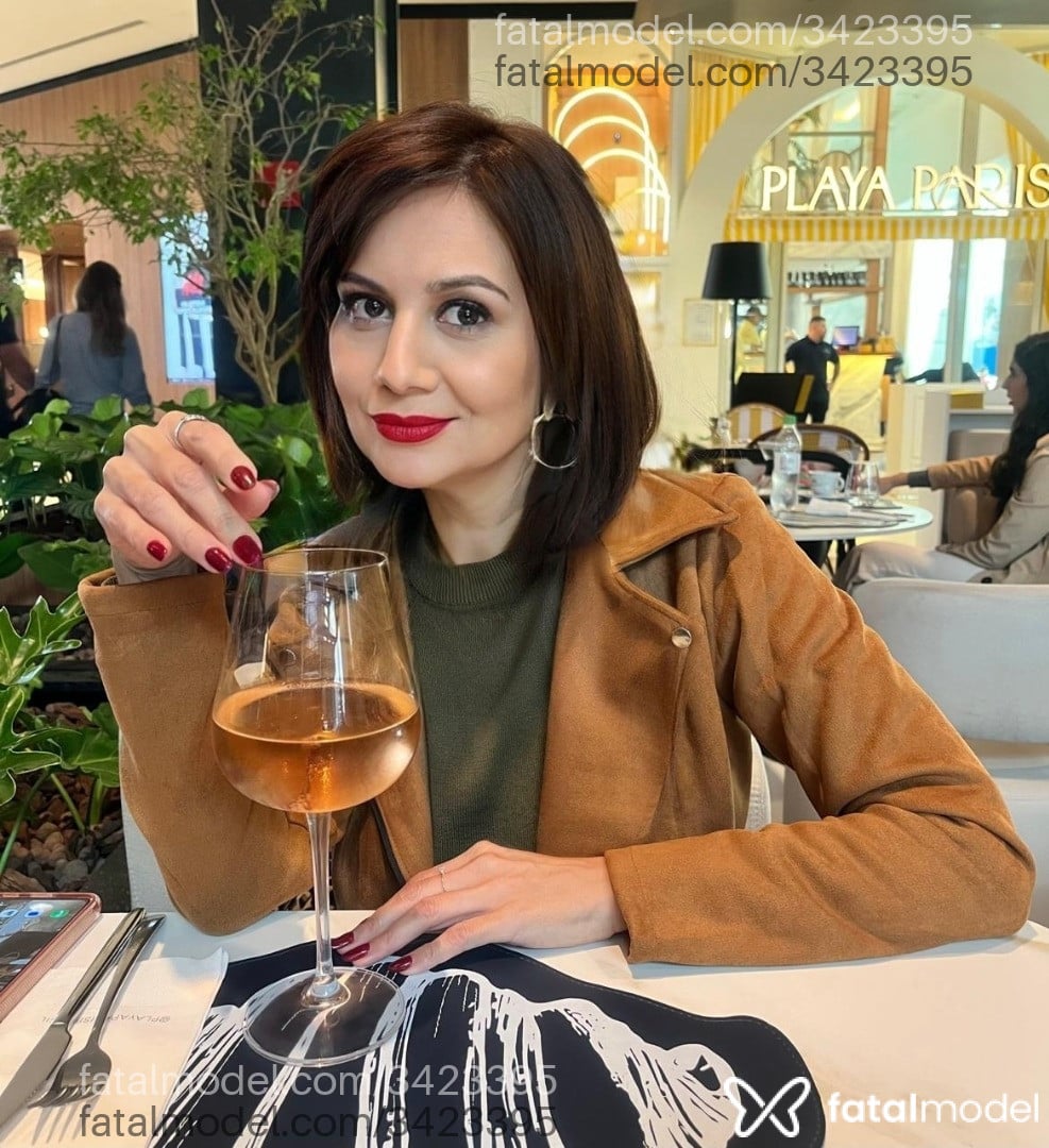 Acompanhante mulher morena (o) de olhos castanhos em Porto Alegre - Alice Solis