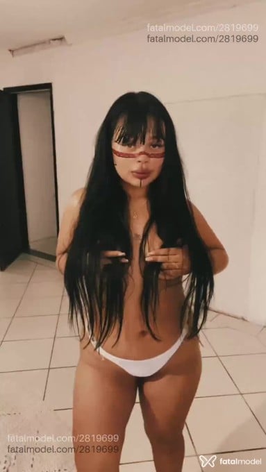 Acompanhante mulher morena (o) de olhos castanhos - Jenifer Acompanhante mulher morena (o) de olhos castanhos - Jenifer