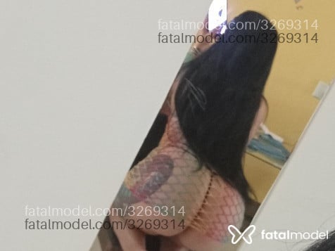 Acompanhante mulher morena (o) de olhos verdes em Guarantã do Norte - Antonella