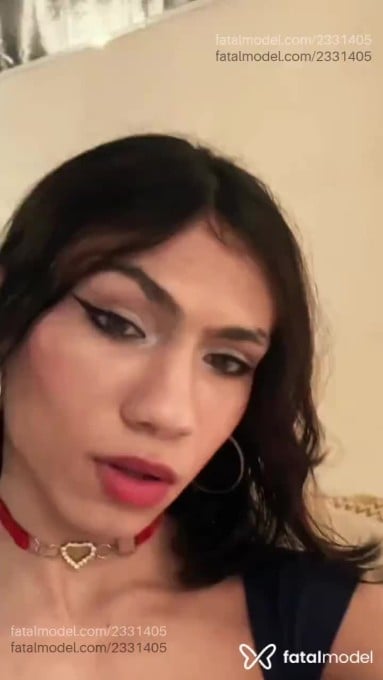 Acompanhante mulher trans com cabelo castanho de olhos castanhos em Curitiba - Chellyluchi