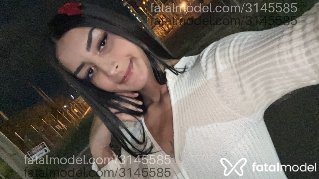 Acompanhante mulher trans morena (o) de olhos castanhos em Dourados - Allana