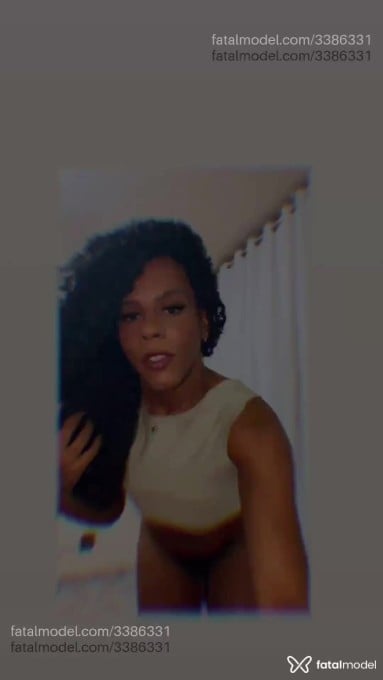 Acompanhante mulher trans morena (o) de olhos pretos - Angell Acompanhante mulher trans morena (o) de olhos pretos - Angell