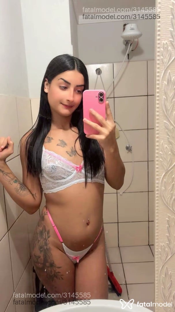 Acompanhante mulher trans morena (o) de olhos castanhos em Dourados - Allana