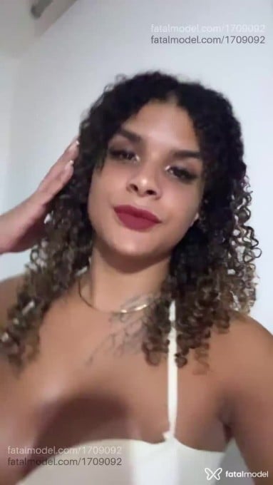 Acompanhante mulher trans morena (o) de olhos castanhos em Rio de Janeiro - Paolla
