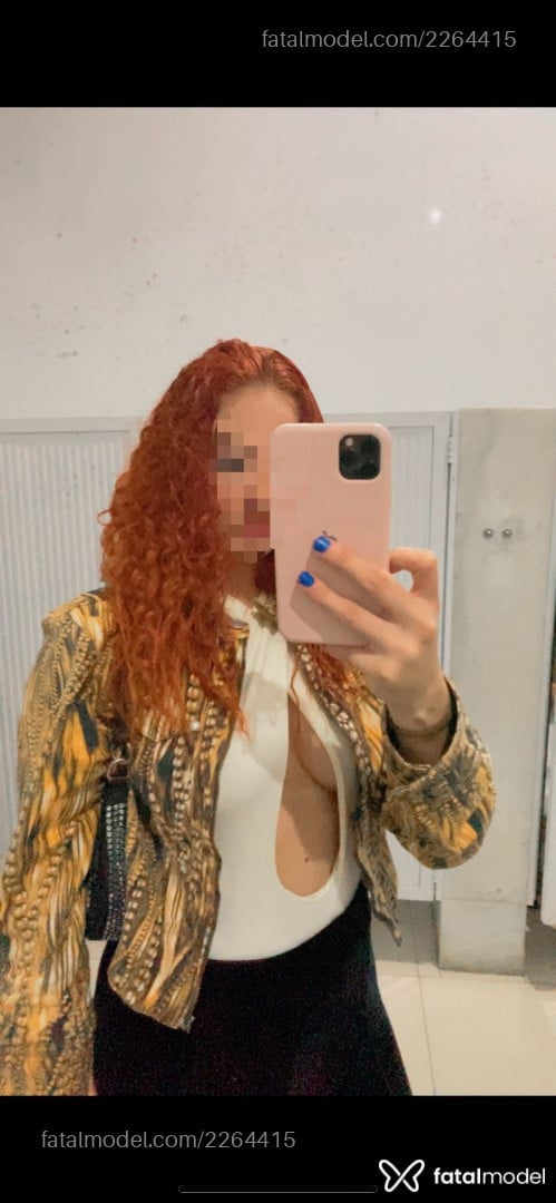 Acompanhante mulher loira (o) de olhos verdes em Vila Velha - Angel