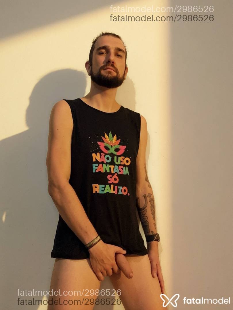 Acompanhante homem morena (o) de olhos castanhos em Rio de Janeiro - Lorenzo Belmonte