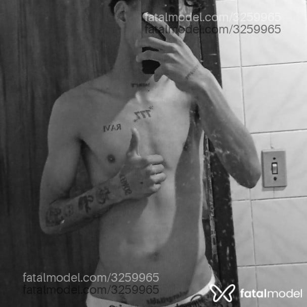 Acompanhante homem morena (o) de olhos castanhos em Guaíba - Depay