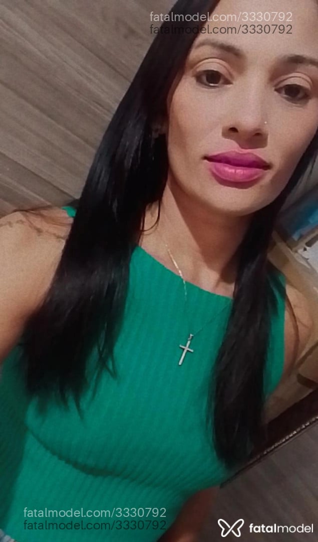 Acompanhante mulher com cabelo castanho de olhos castanhos em Matupá Acompanhante mulher com cabelo castanho de olhos castanhos em Matupá - Lenny