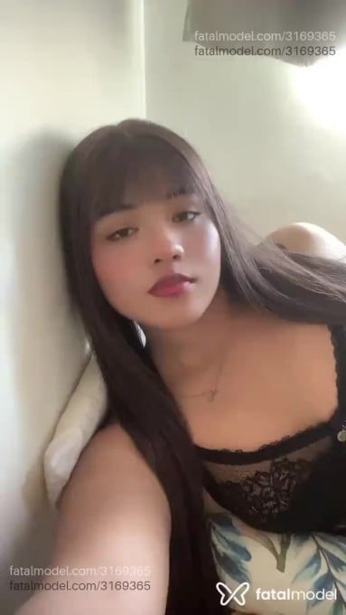 Acompanhante mulher trans morena (o) de olhos castanhos em Curitiba Acompanhante mulher trans morena (o) de olhos castanhos em Curitiba - Isabella