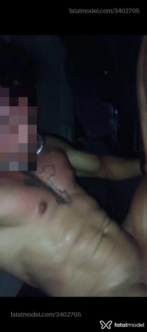 Acompanhante homem morena (o) de olhos pretos em Florianópolis - Silva
