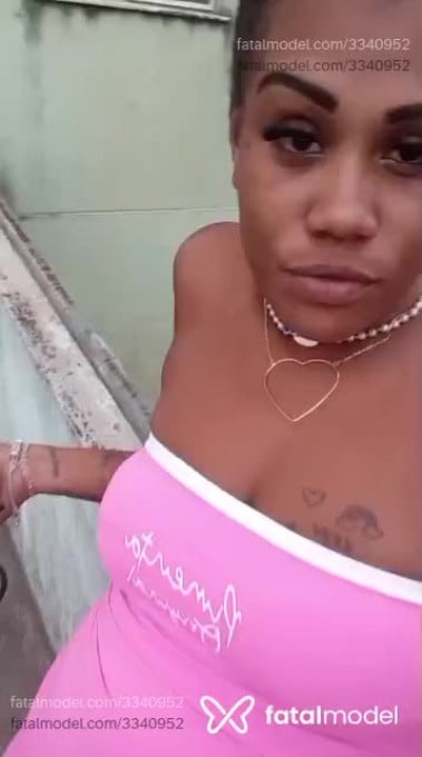 Acompanhante mulher morena (o) de olhos castanhos - Nascimento Acompanhante mulher morena (o) de olhos castanhos - Nascimento