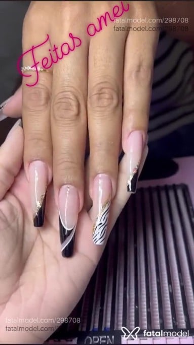 Acompanhante mulher trans morena (o) de olhos castanhos em Varginha - Melissa